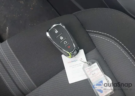 2025 Chevrolet Blazer Fwd 2Lt from USA, damaged, VIN 3GNKBCR43SS193564